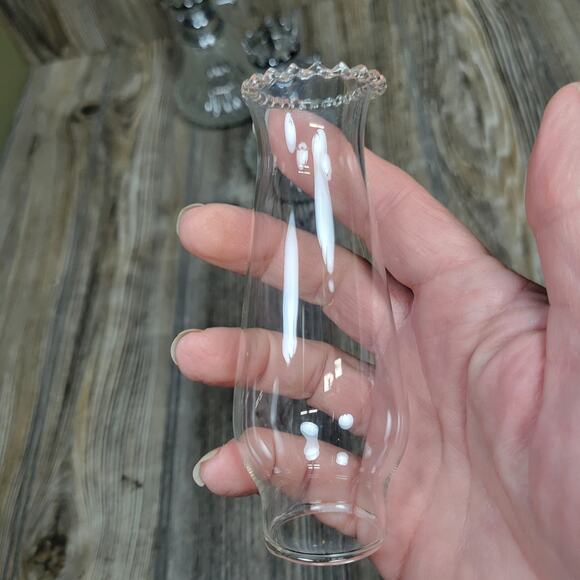 Vintage Miniature Lamplight Farms Oil Lamp, Glass Lantern 9" w Chimney - Picture 5 of 6